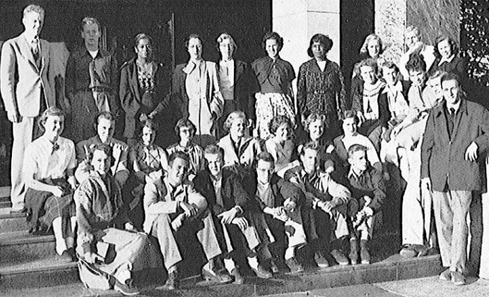 Black and white photo of the 1952 summer school chorus