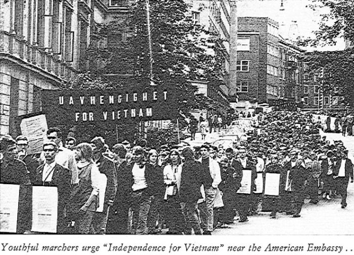 Photo of youthful marchers urging "Independence for Vietnam" near the American Embassy.