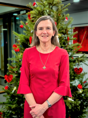 Dekan Anne Julie Semb ønsker god jul