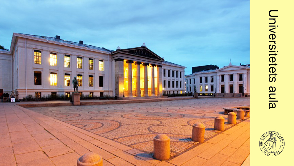Kveldsbilde av universitetsbygning med lys skinnende fra søylene i midten. Tekst til høyre: Universitetets aula.