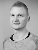 Bilde av Petter Bjørbæk, svart-hvitt, ung mann med kort hår