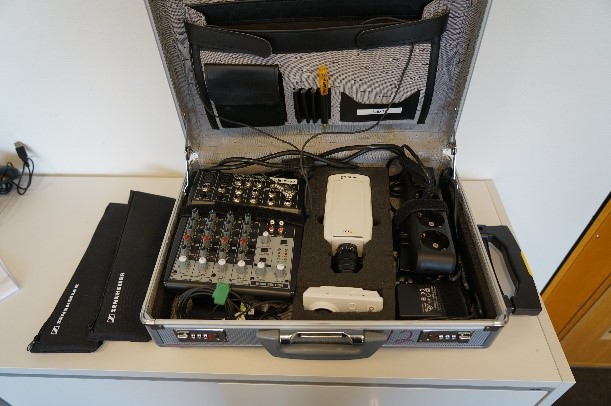 portable laboratory for videofilming